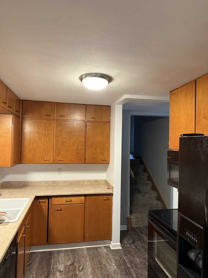 1704 Monterey Ct #NA - Photo 2 of 7