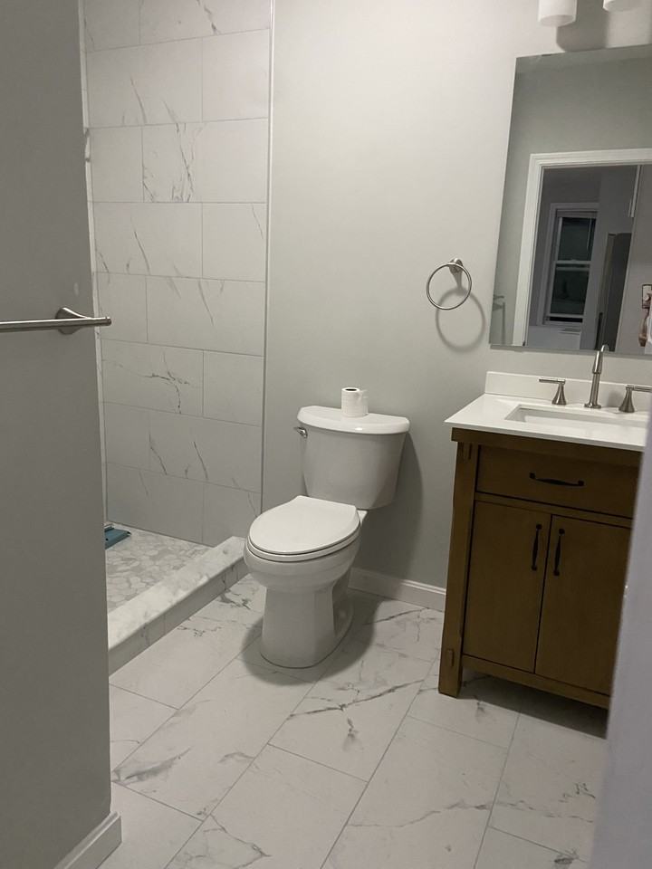 82 Montaup St #2 - Photo 6 of 8
