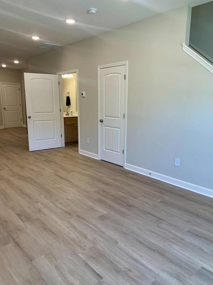 127 S Fifth St #127 - Photo 5 of 14
