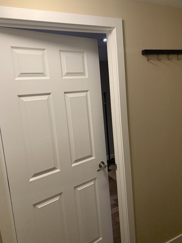 6115 Blackthorn Cres Ne - Photo 3 of 49
