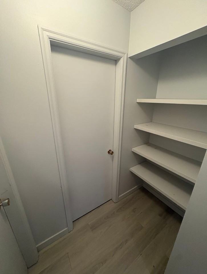 9408 149 St Nw - Photo 2 of 13