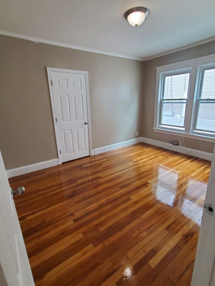 15 Pembroke Ave #15 - Photo 6 of 11