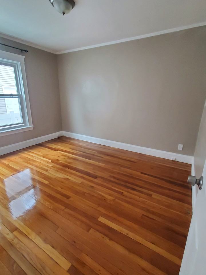 15 Pembroke Ave #15 - Photo 7 of 11