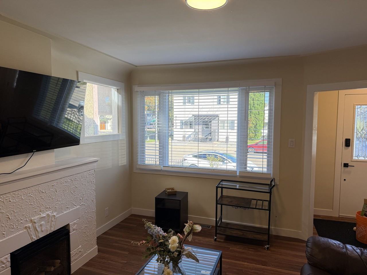 9755 76 Ave Nw - Photo 6 of 50