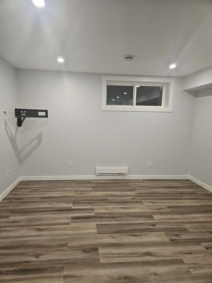 418 Taube Green - Photo 3 of 8