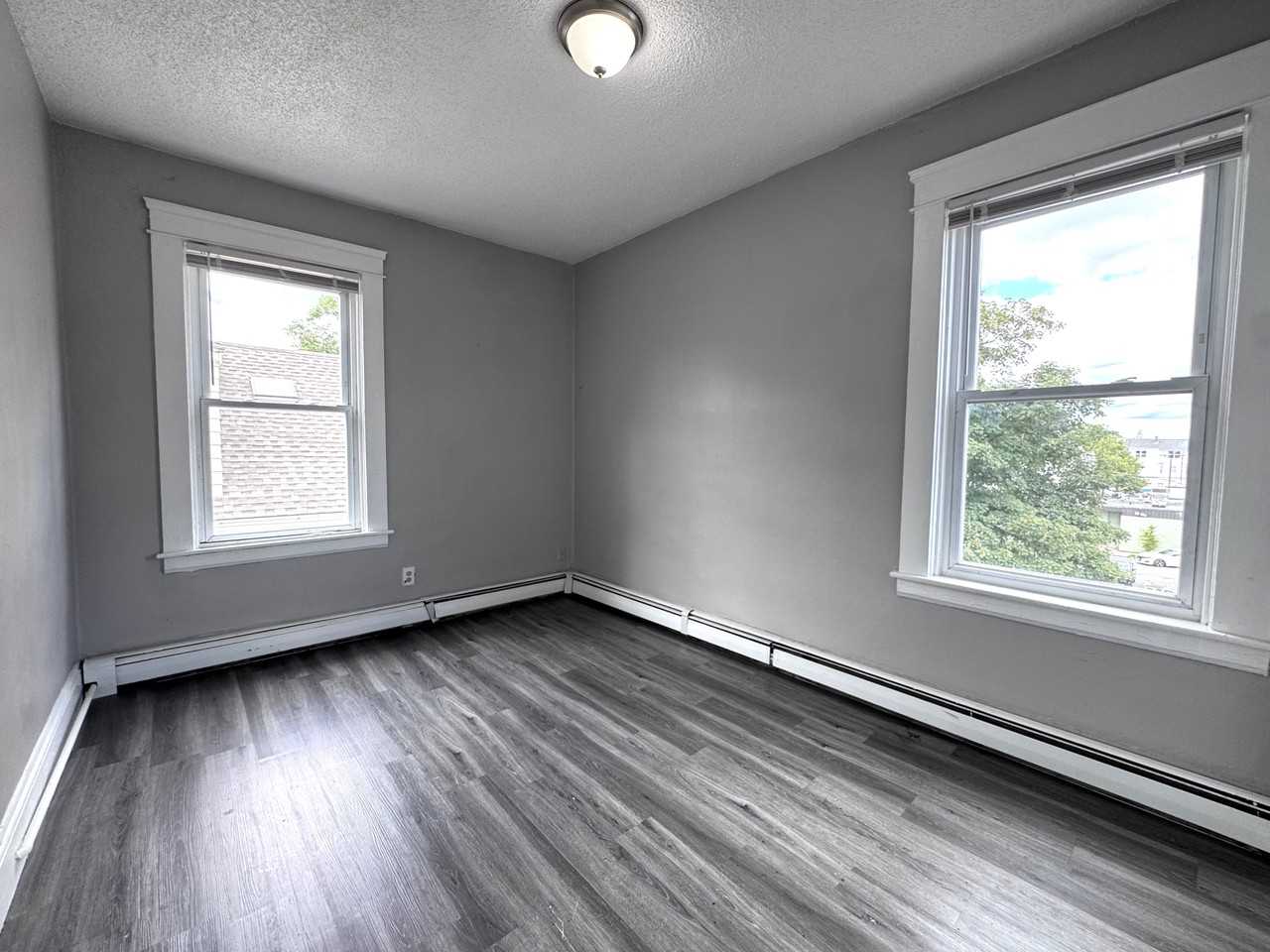 50 Glendale Ave #5 - Photo 7 of 13