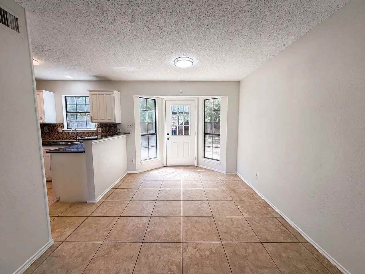 4308 Windwillow Court - Photo 2 of 10
