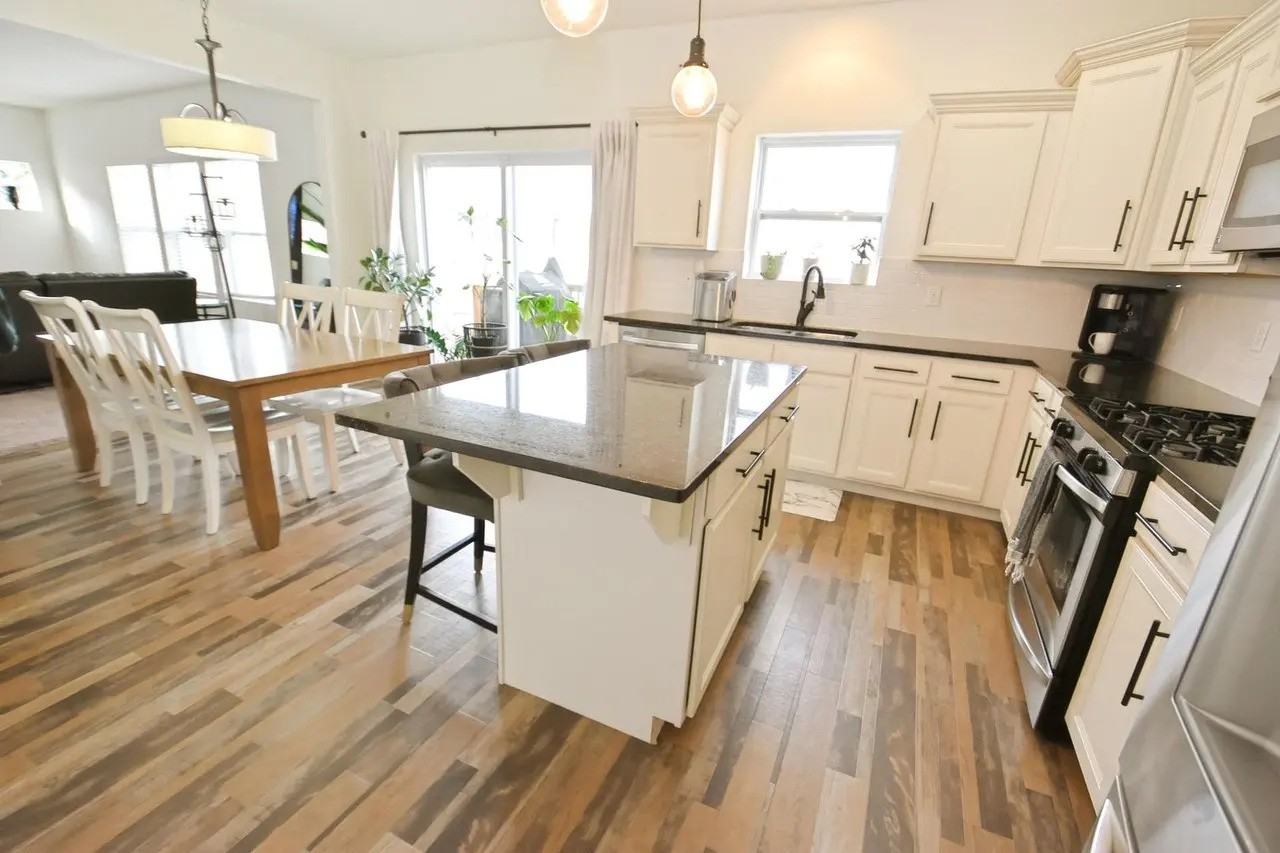 4236 Douthart Pl #NA - Photo 7 of 30