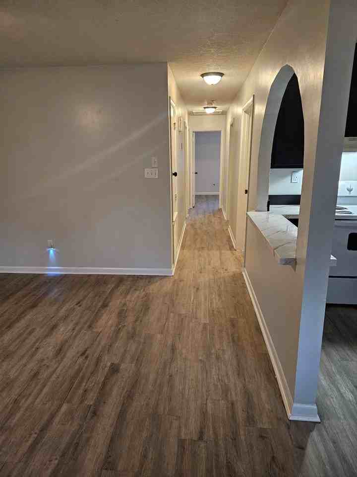 304 Lennard Ave #NA - Photo 7 of 20