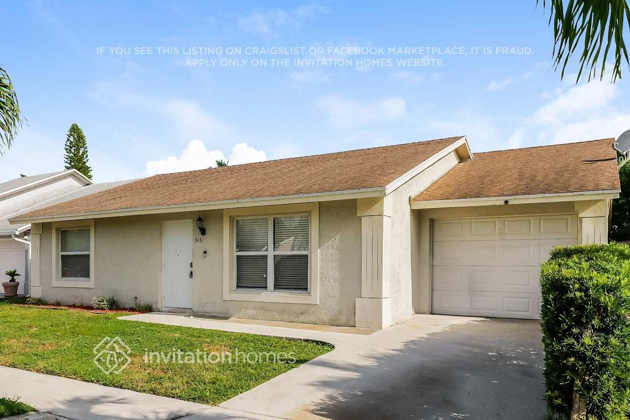 5431 Twin Oakes Rd - Photo 3 of 17