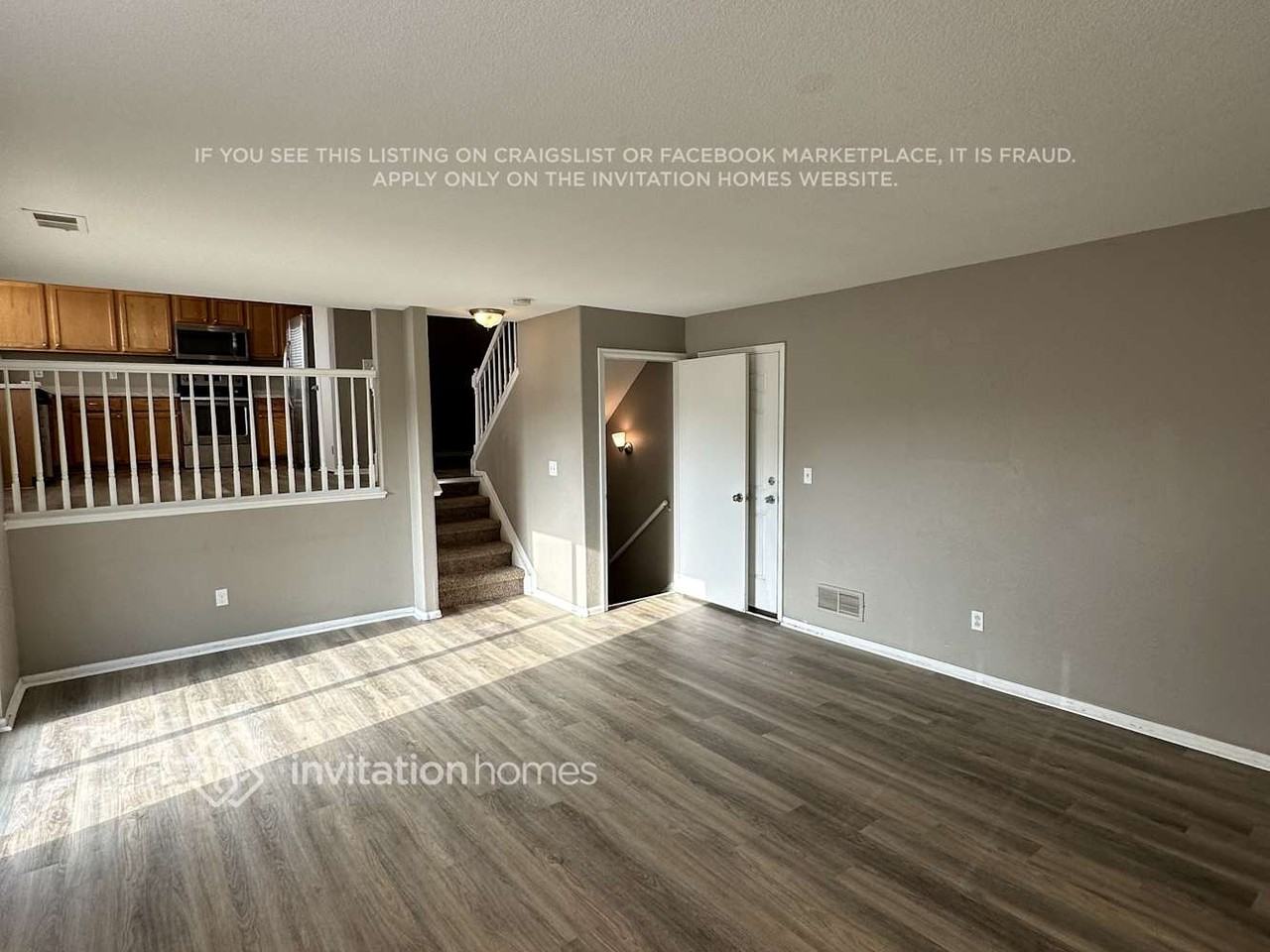 11053 Pheasant Ct - Photo 3 of 20