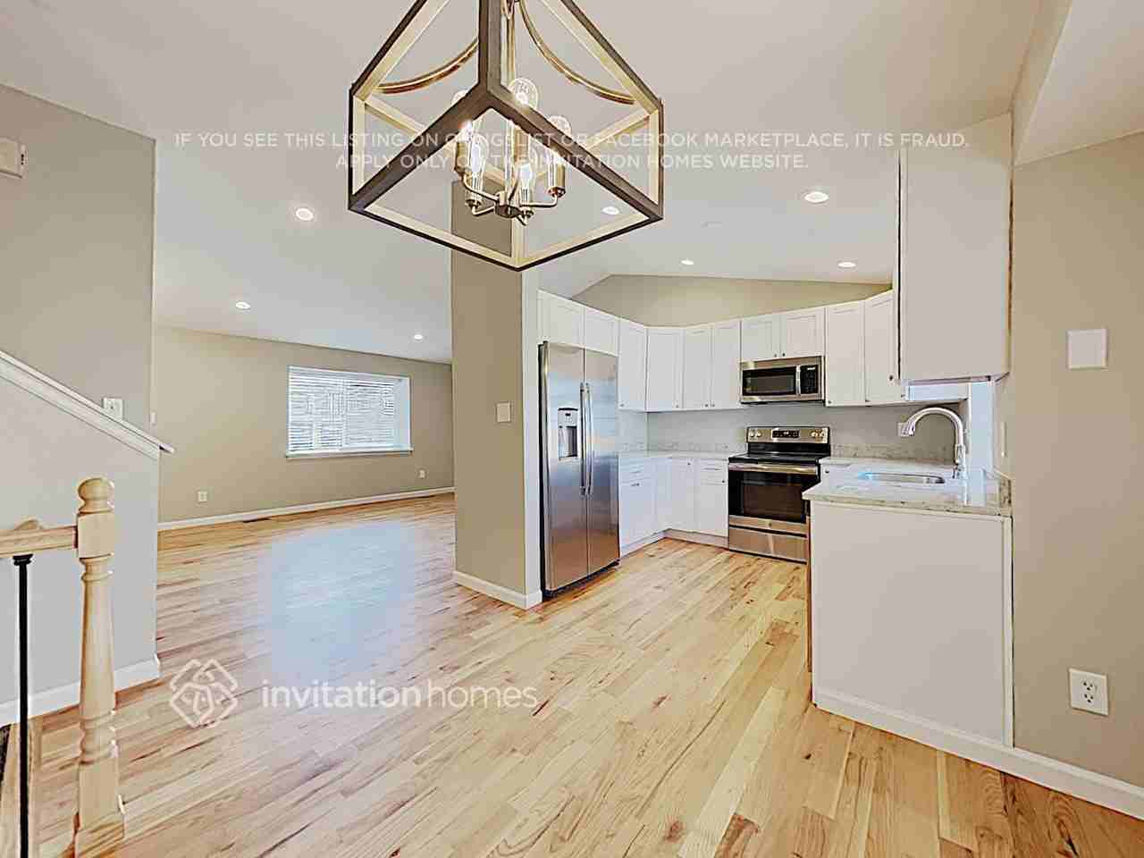 12073 Eudora Ct - Photo 6 of 19