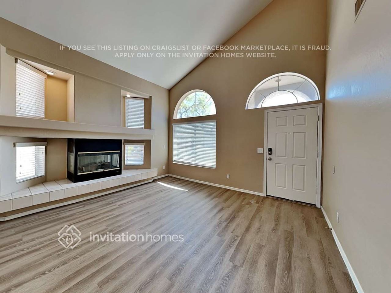 11024 W Lane Ave - Photo 4 of 19
