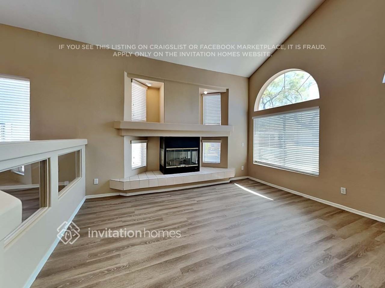 11024 W Lane Ave - Photo 5 of 19