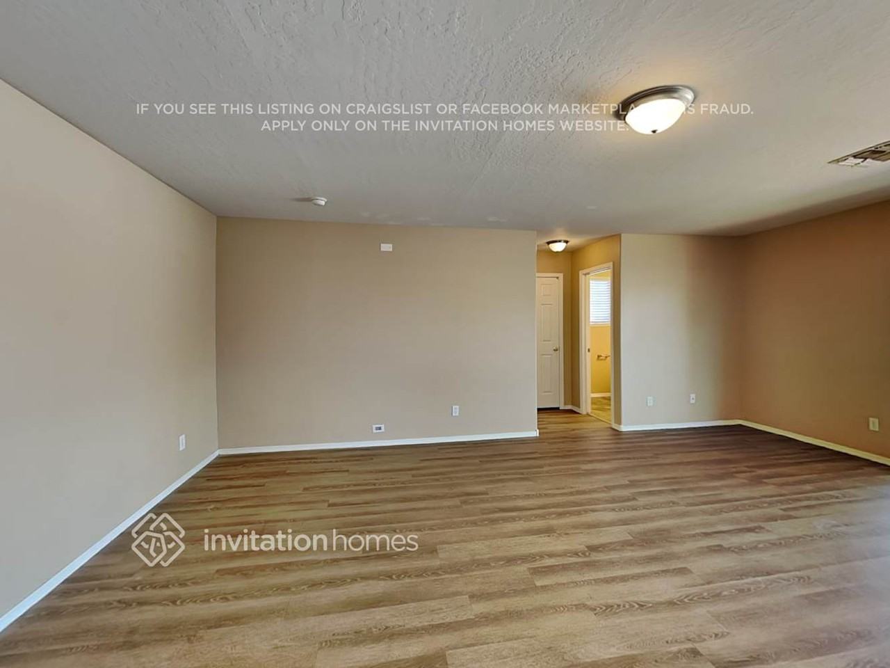 11024 W Lane Ave - Photo 6 of 19