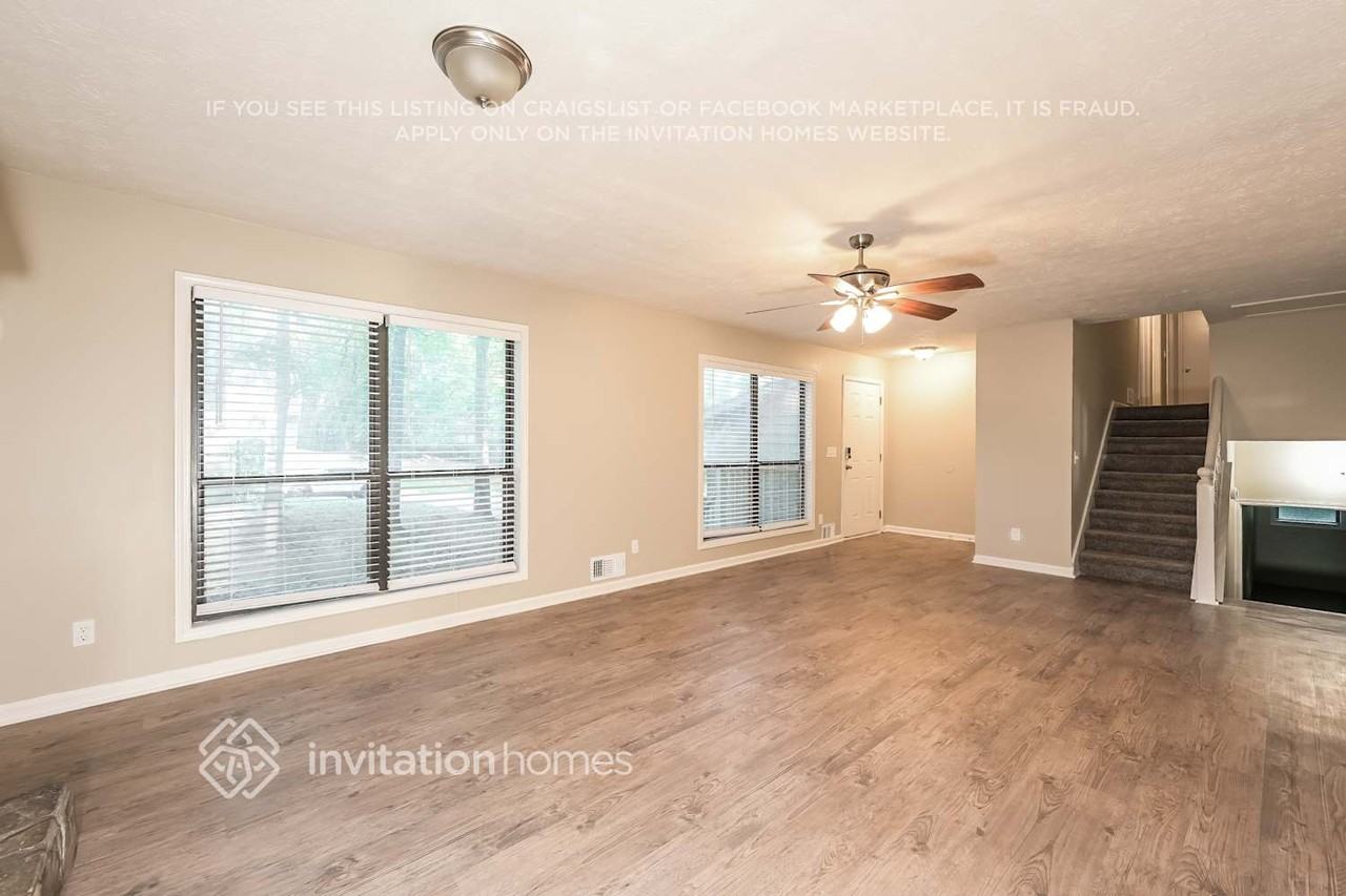376 Mill Ridge Way - Photo 6 of 19