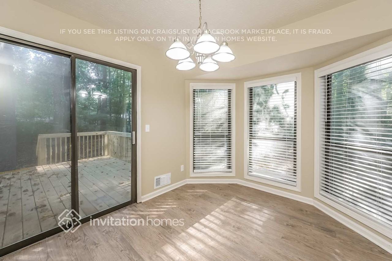 376 Mill Ridge Way - Photo 7 of 19