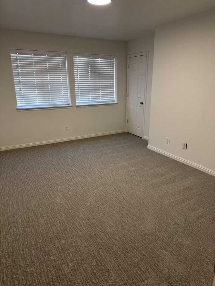 3909 Nora St #NA - Photo 3 of 12
