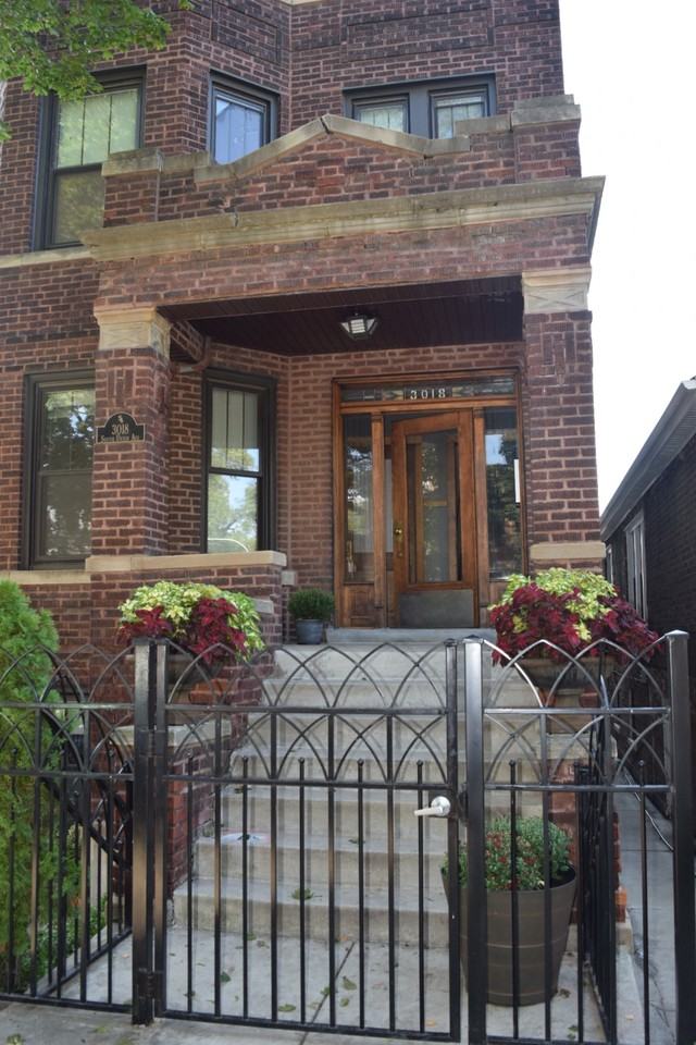 3018 S Union Ave #2 - Photo 2 of 22