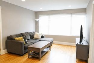 1345 W Fargo Ave #1E - Photo 1 of 1