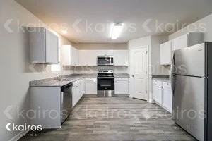 2650 Leo Ln - Photo 2 of 5