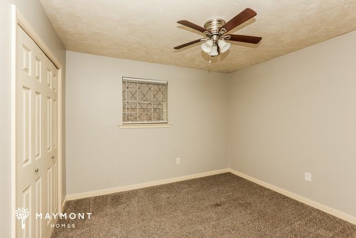 5377 Brookhollow Dr - Photo 7 of 12