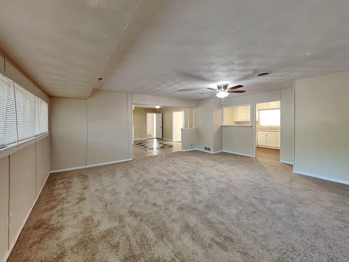 13605 Janwood Ln - Photo 4 of 18