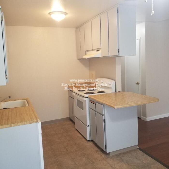 201 Woodrow Ave #68 - Photo 4 of 12