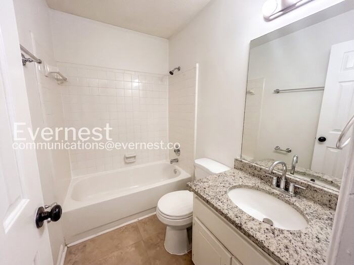 3615 Winterberry Ln - Photo 7 of 17