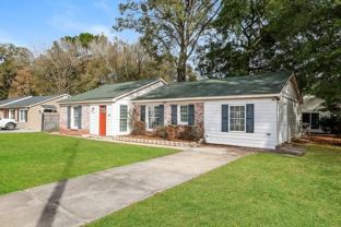 7610 Chippendale Rd - Photo 1 of 1