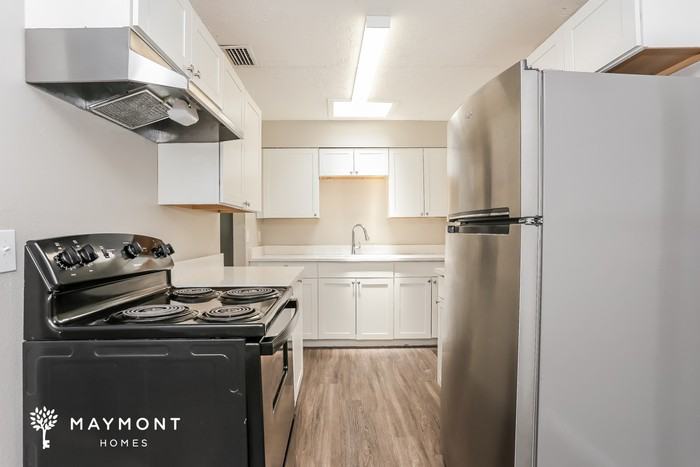 2265 W 13th St - Photo 7 of 12