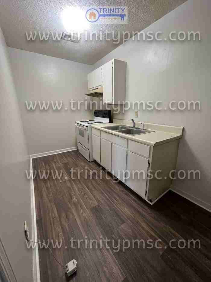 809 Edgefield St #B - Photo 6 of 8