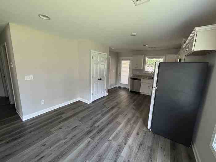 188 Bradford Cir - Photo 5 of 23
