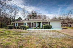 featured image of 1714 Watt St