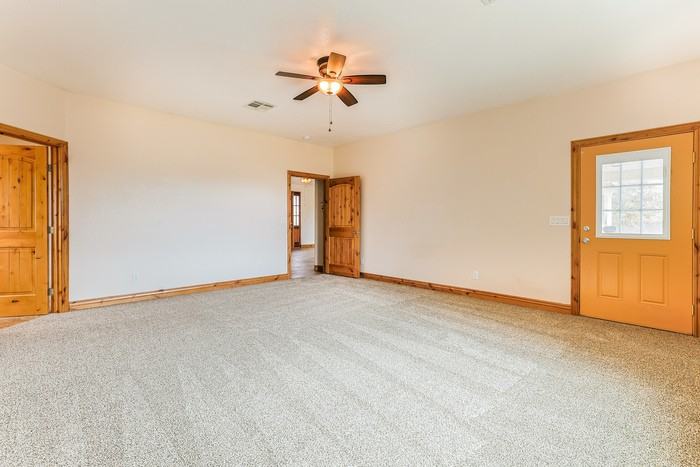 6776 N Overfield Rd - Photo 7 of 15