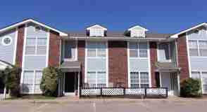 3713 N Saint Charles St - Photo 1 of 1