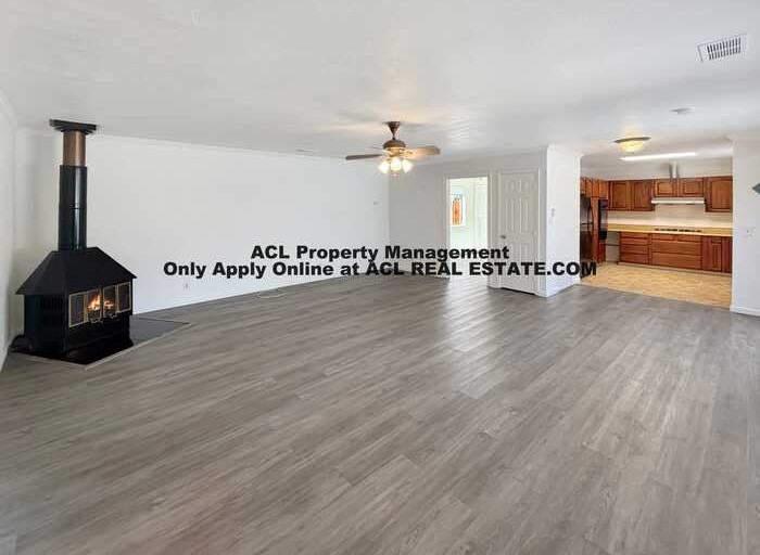 22187 Princeton St #B - Photo 3 of 20