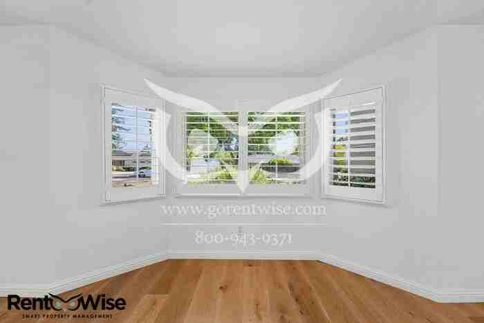 1276 Connecticut Dr - Photo 7 of 50