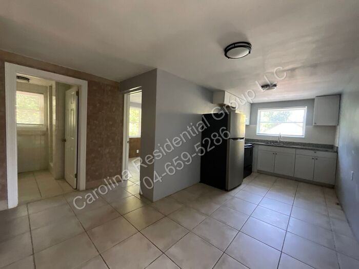 259 Jefferson Ct Ne #6 - Photo 7 of 12