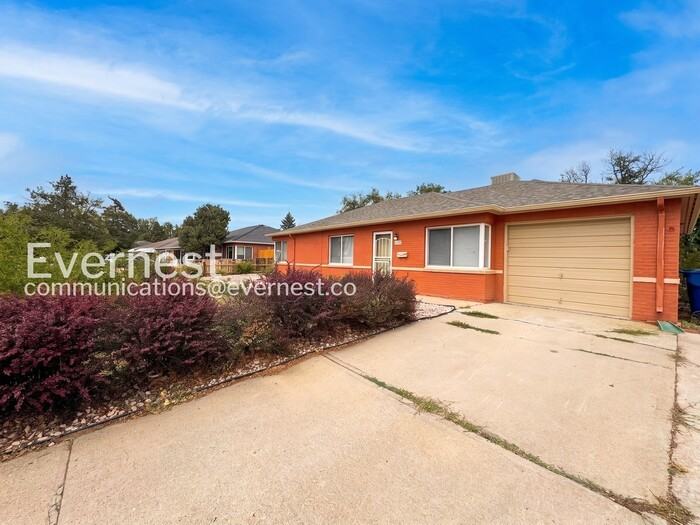 756 Ursula St - Photo 2 of 24