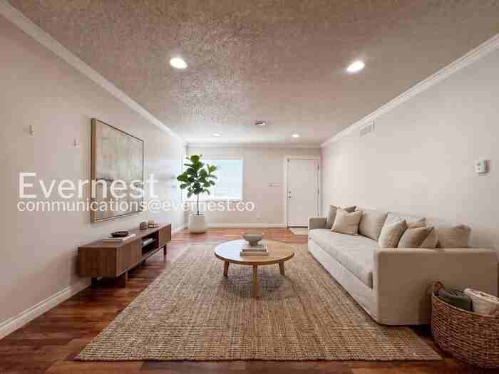 756 Ursula St - Photo 3 of 24