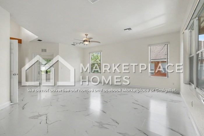 4014 Sw 51st Ct - Photo 3 of 38