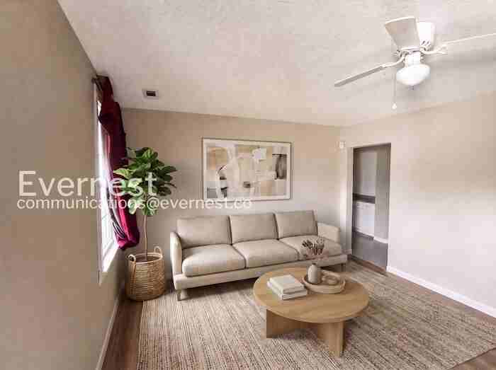 4423 Eanes Ln - Photo 3 of 11