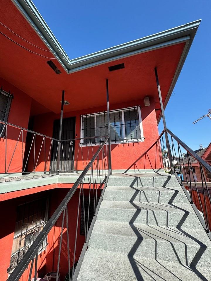 2165 Locust Ave - Photo 7 of 7