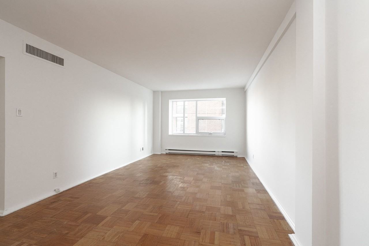 49 St. Clair Avenue West - Photo 5 of 50