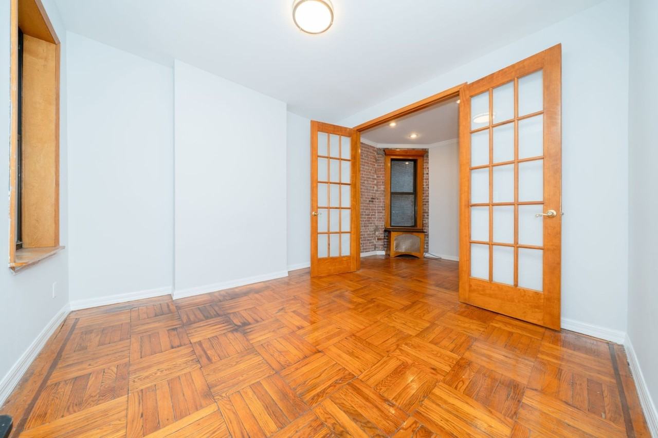 796 9th Ave #44 - Photo 4 of 11