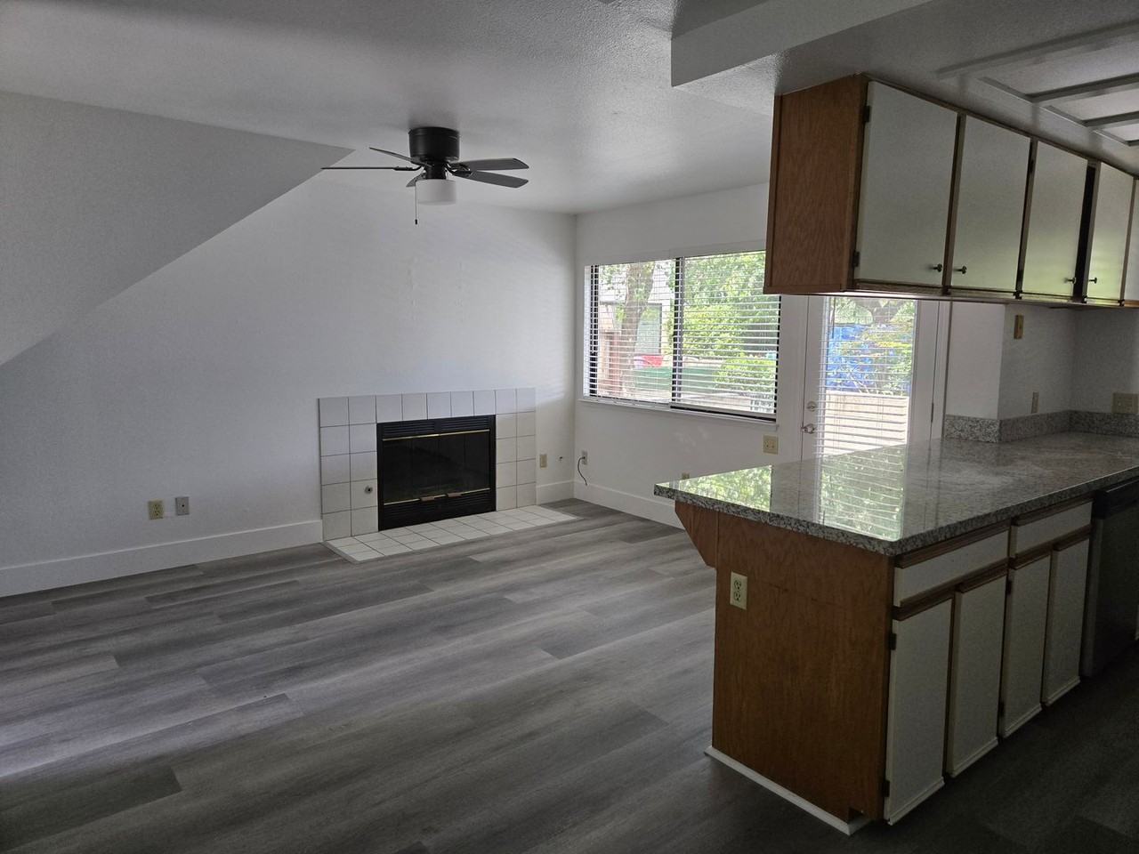 4928 W Westgate Ct - Photo 3 of 16