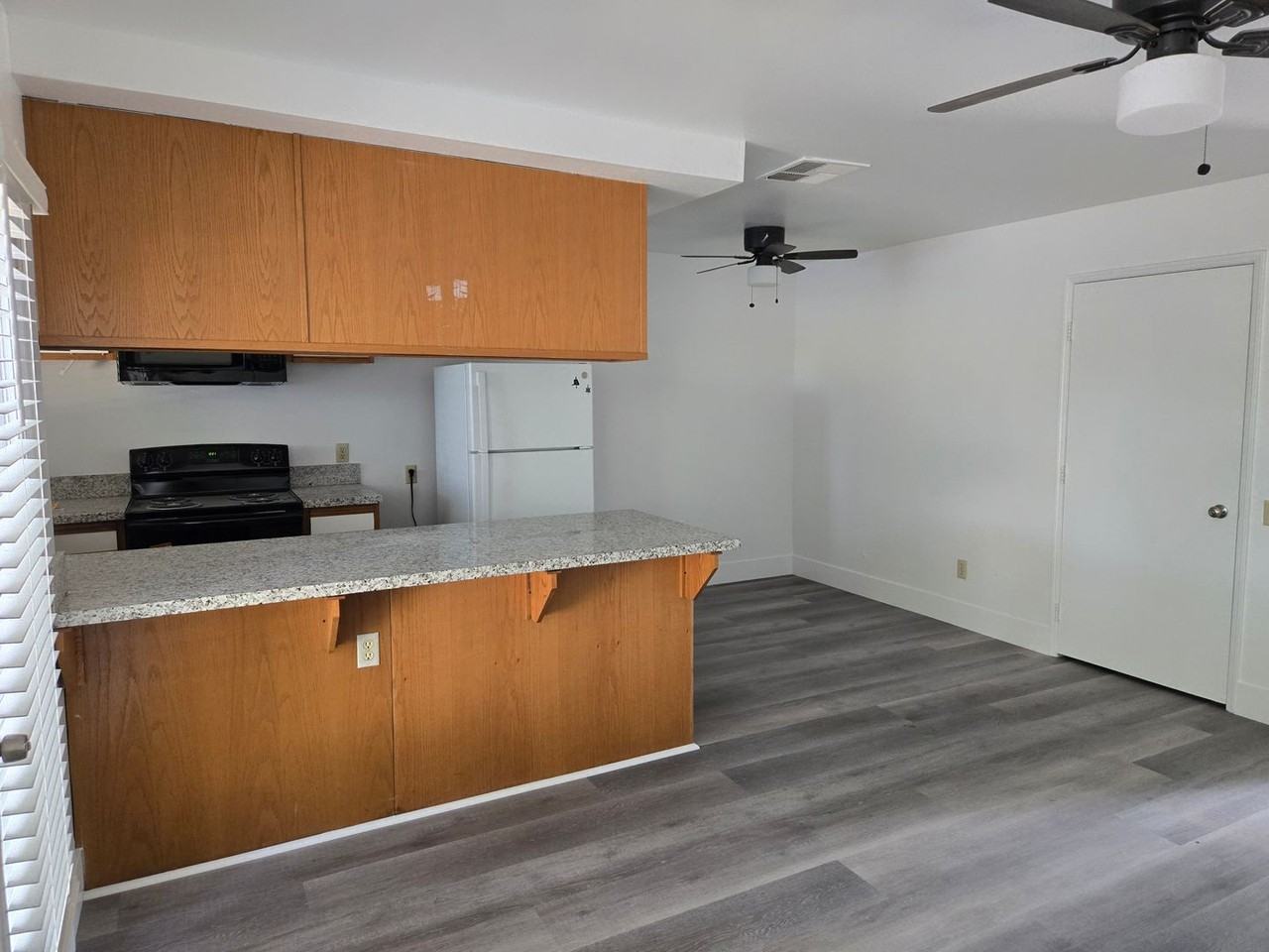 4928 W Westgate Ct - Photo 4 of 16