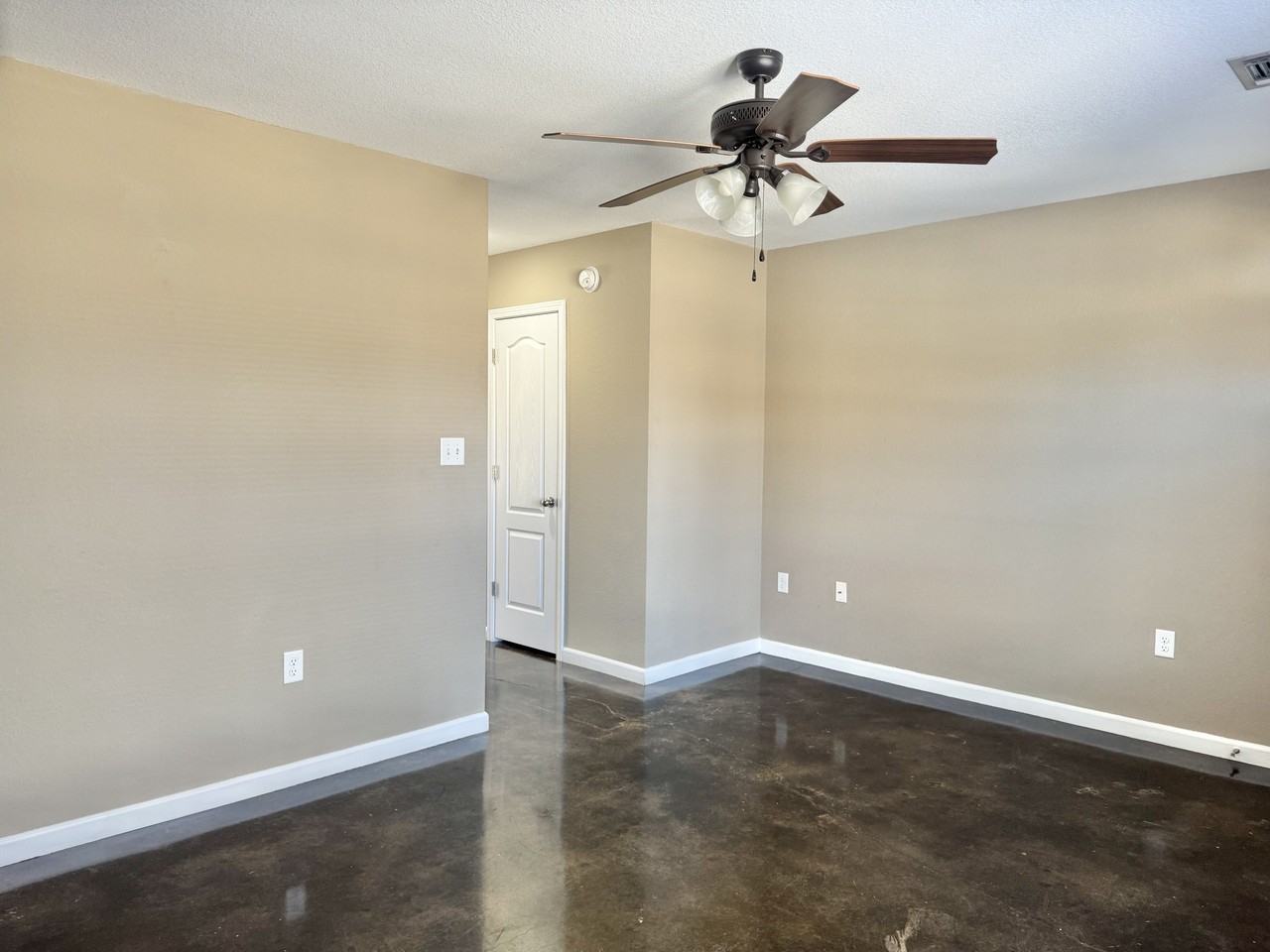 4321 Blair Cv #70 - Photo 5 of 25