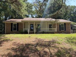 featured image of 409 Cloverleaf Dr #1